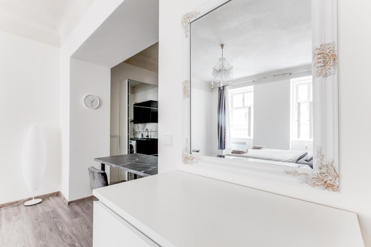 Lovely Apartments Heart Of براغ المظهر الخارجي الصورة