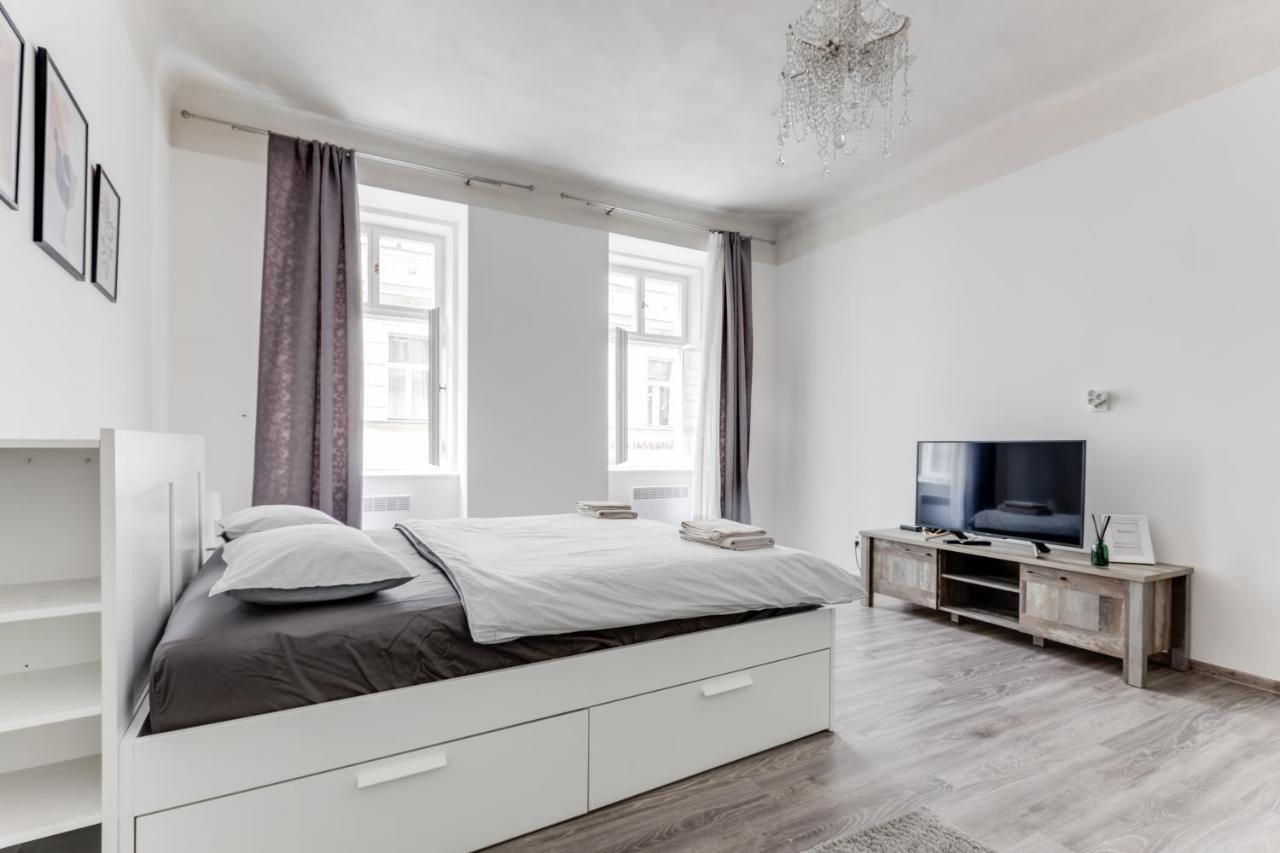 Lovely Apartments Heart Of براغ المظهر الخارجي الصورة