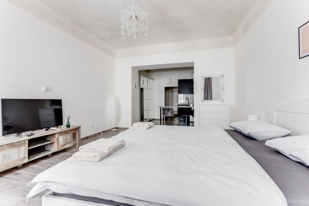Lovely Apartments Heart Of براغ المظهر الخارجي الصورة