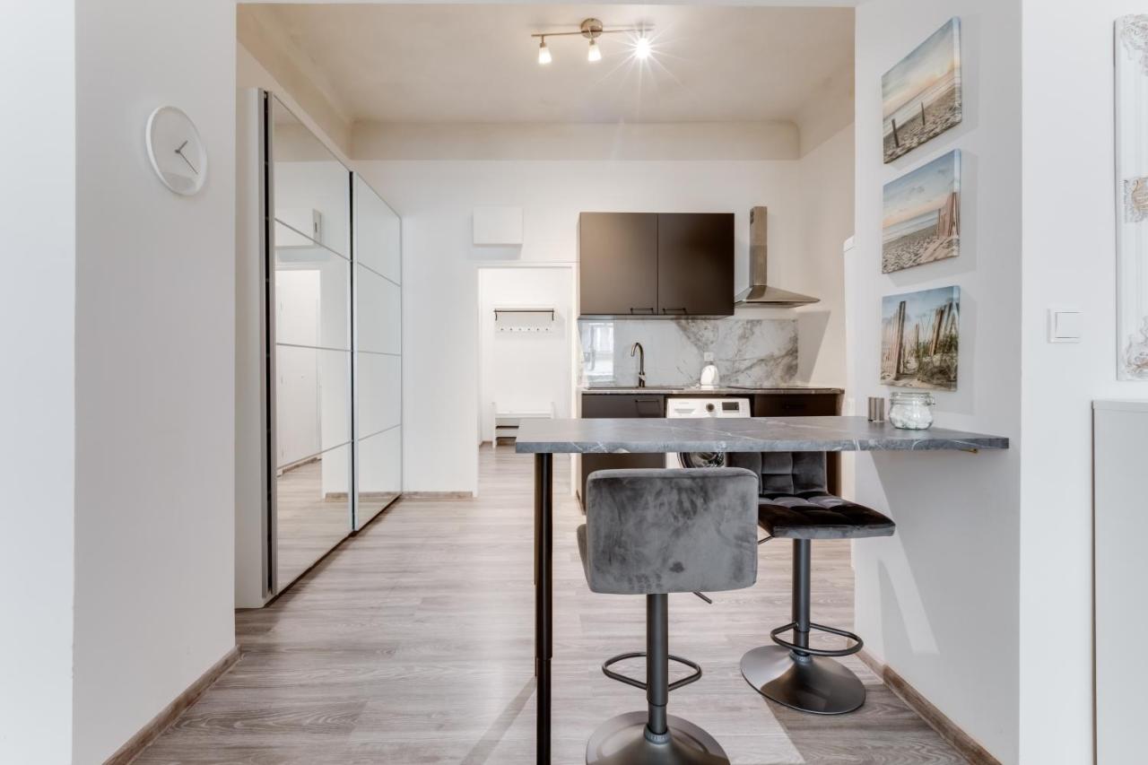 Lovely Apartments Heart Of براغ المظهر الخارجي الصورة