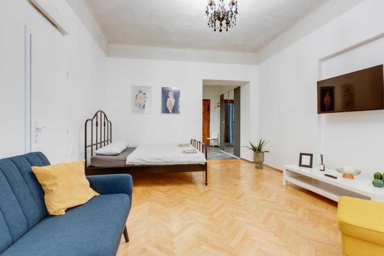 Lovely Apartments Heart Of براغ المظهر الخارجي الصورة