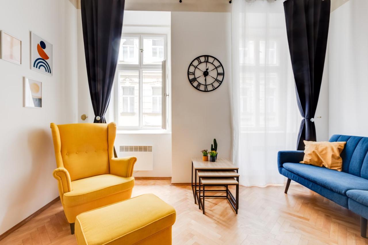 Lovely Apartments Heart Of براغ المظهر الخارجي الصورة